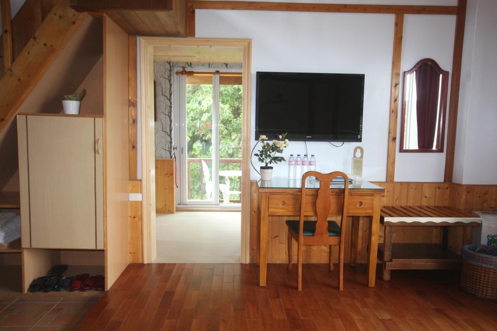 Cingjing Vienna Pleasance Cottage Renai Exterior photo
